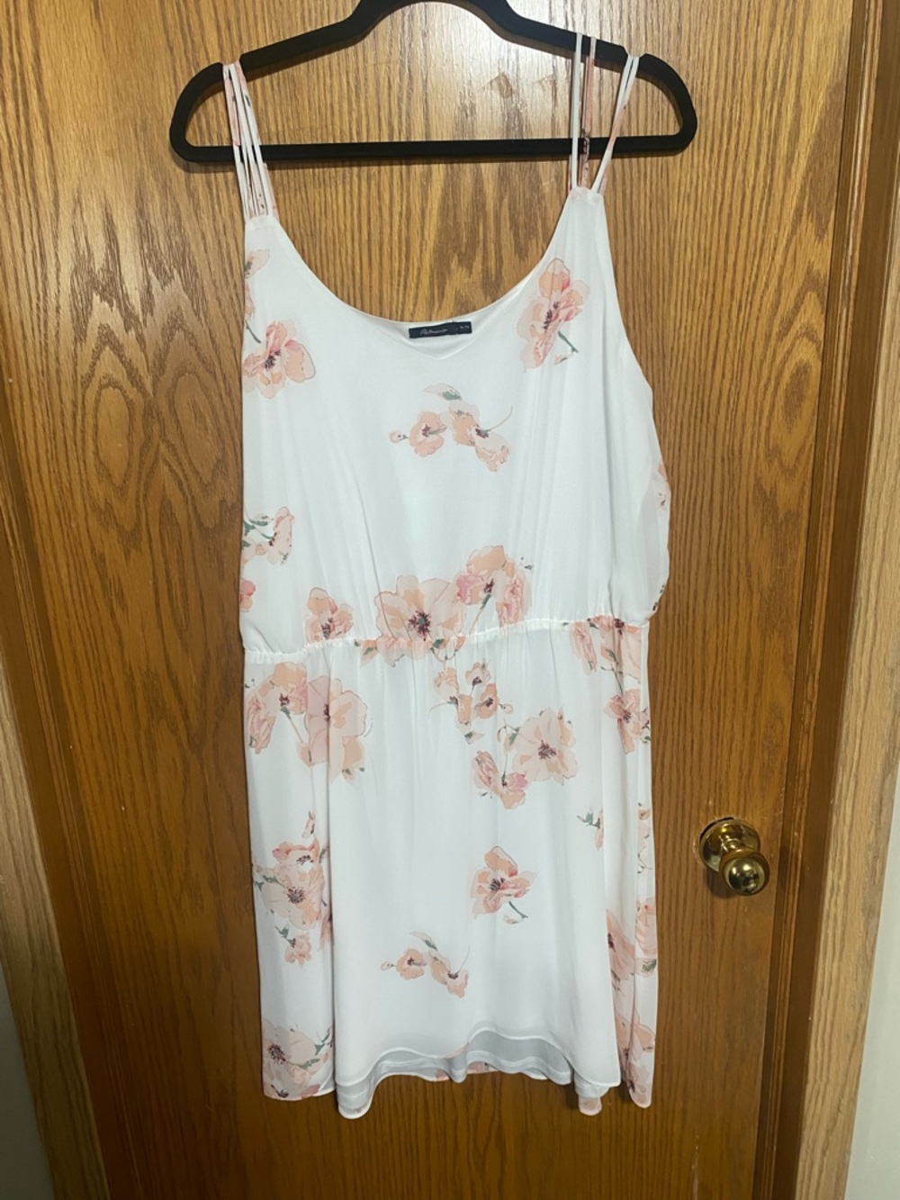 Beautiful pink and white floral print dress with lining